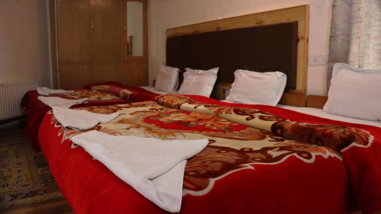 Siala Guest House Лех Экстерьер фото