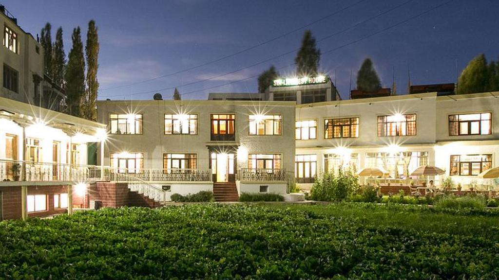 Siala Guest House Лех Экстерьер фото